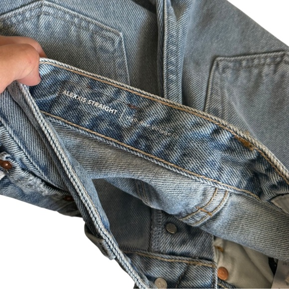 AG Adriano Goldschmied Alexxis Straight High Rise Vintage Fit Jean - Picture 7 of 8